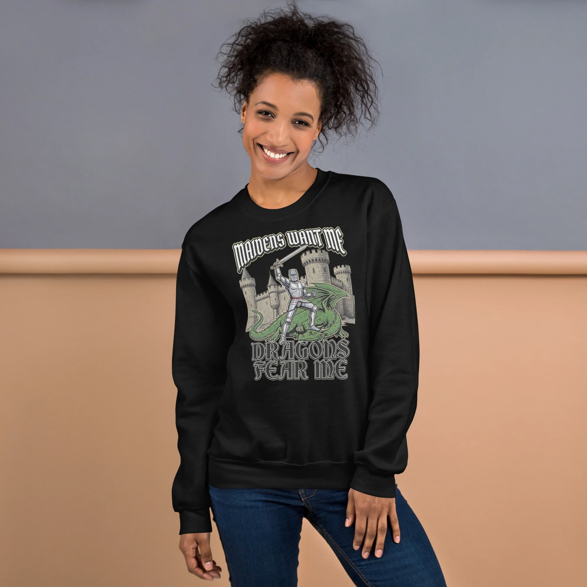 Maidens want me dragons fear me sweatshirt - Image 10