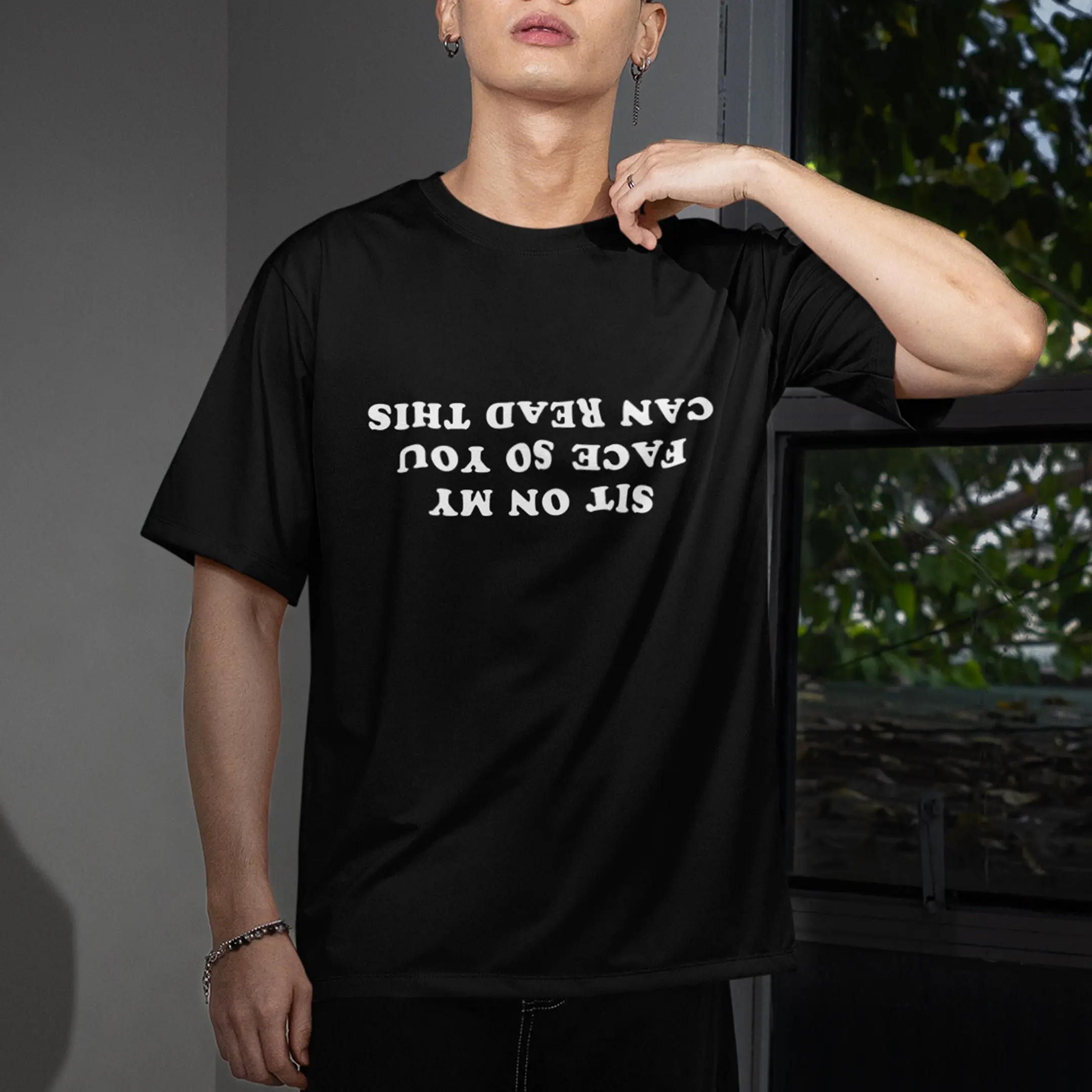 Sit on my face so you can read this T-Shirt - Image 7